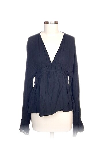Zara Bluz %70 İndirimli.