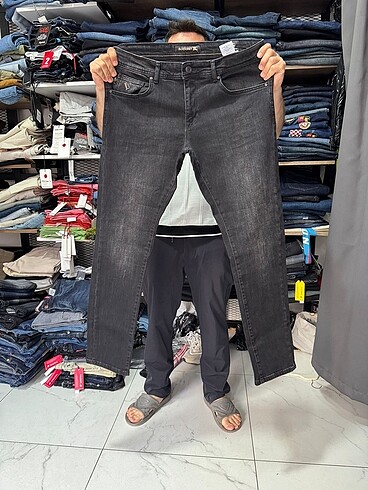 HUGO BOSS JEAN