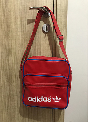 Adidas deri çanta 