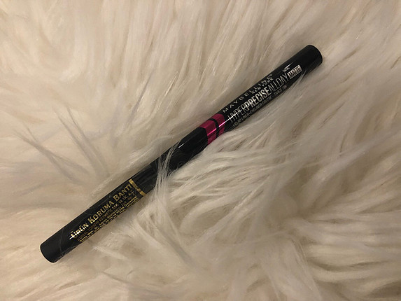 Maybelline eyeliner 