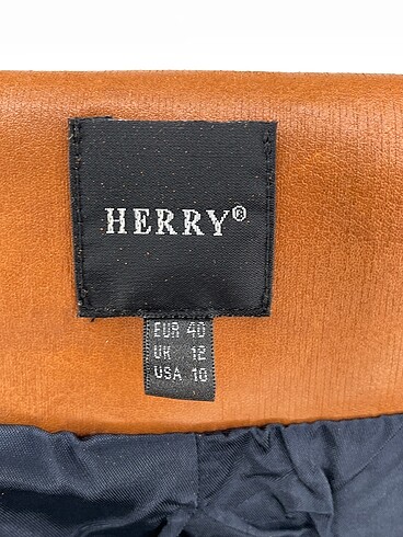 40 Beden çeşitli Renk Herry Deri Ceket %70 İndirimli.