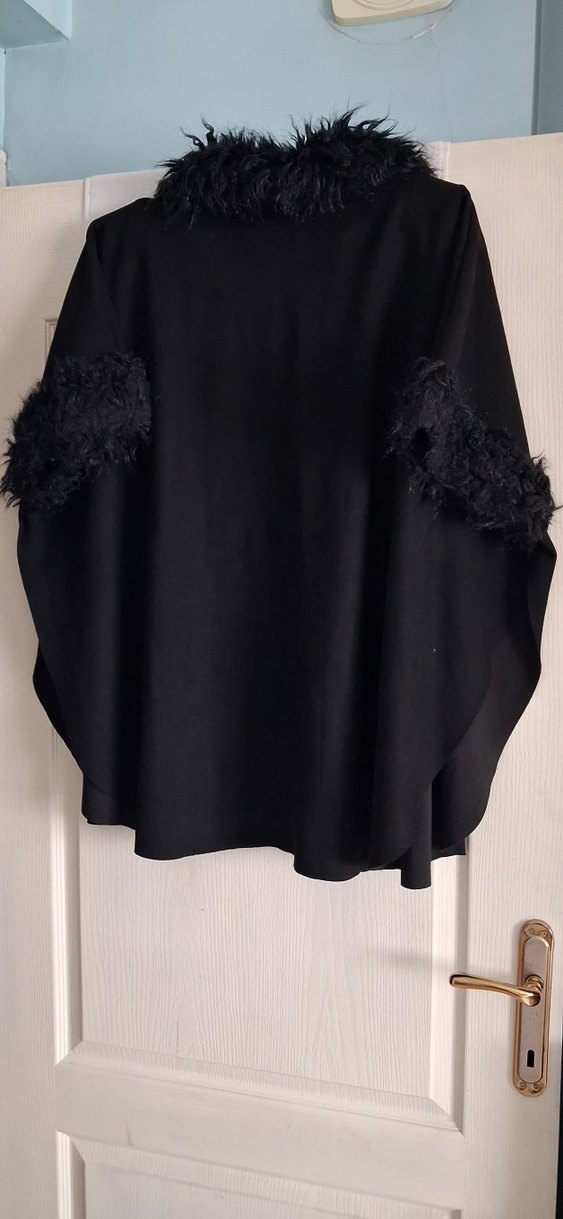 Siyah Kürklü Midi Goth Kadın Kaban - Görsel 5