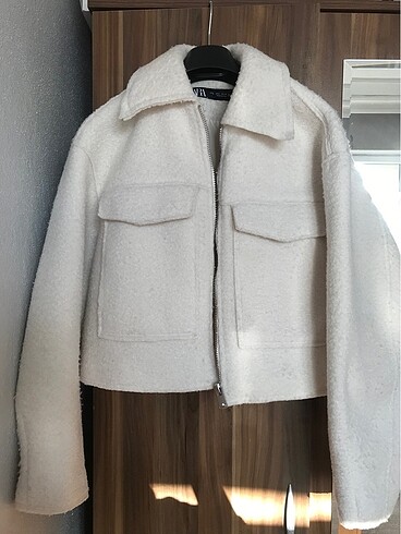 Zara mont