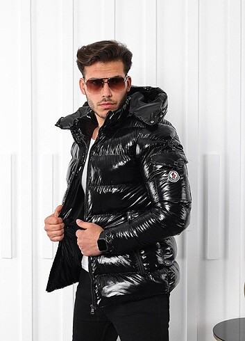 Moncler Parlak Mont