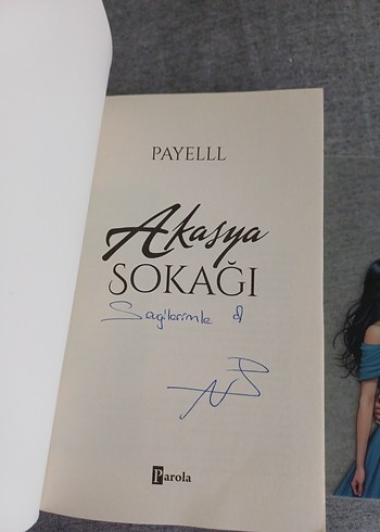 Beden Renk Akasya Sokağı - Payelll İmzalı ve Şeffaf Ayraçlı Hasarsız