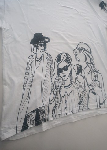 Baskılı Beyaz Kız Tişörtü, Rahat Kesim - Görsel 2