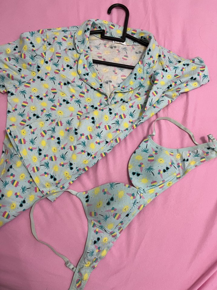 Renkli Baskılı Kısa Kollu Pamuk Gömlek ve iç giyim pijaöa - Görsel 2