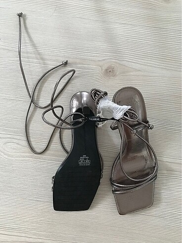 Pull and Bear sandalet