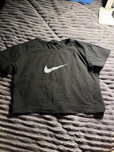 nike crop