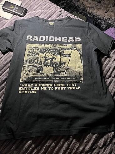 radiohead tshirt