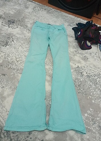 27.İspanyol paça turkuaz ince pantalon