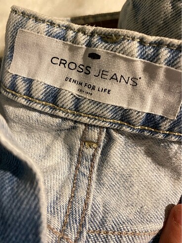 Trendyol & Milla Buz Mavi mom jeans