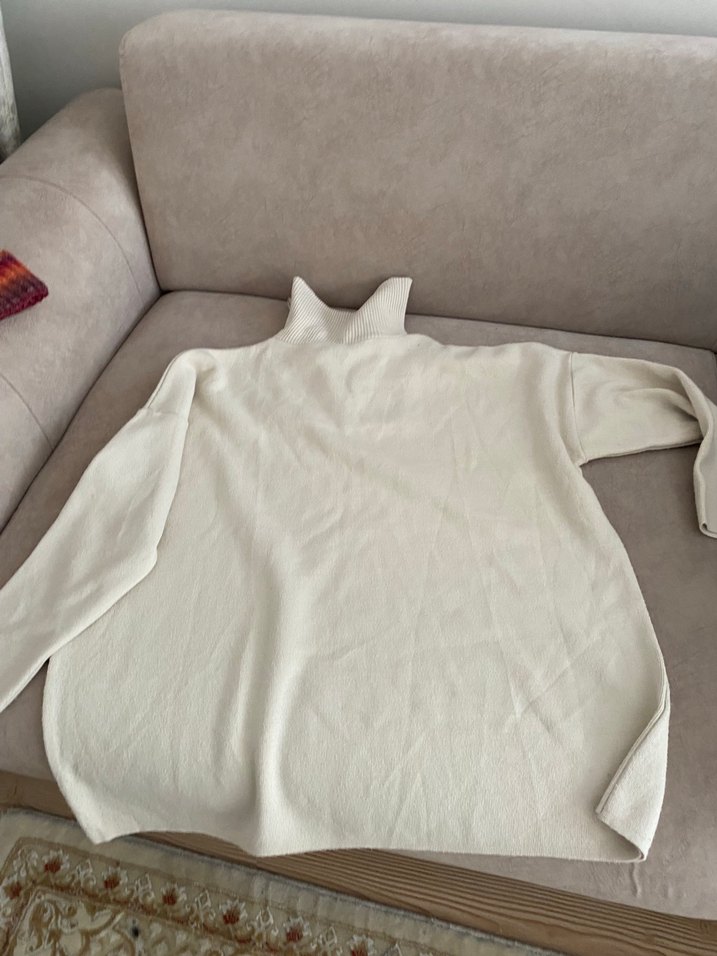 Bej Yüksek Yakalı Uzun Kollu Keten Kazak - Görsel 2