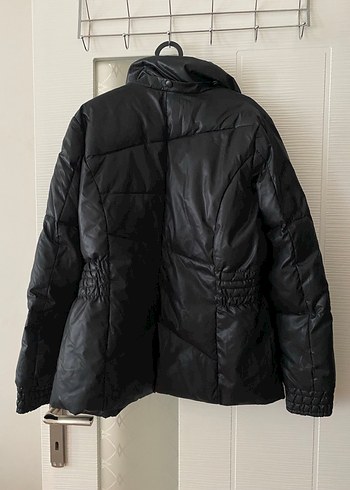 Siyah Fermuarlı Kadın Kışlık Ceket - Görsel 3