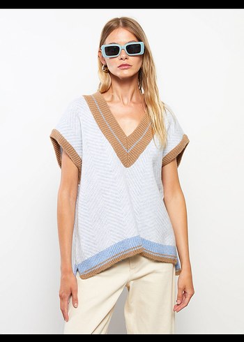 V Yaka Kısa Örgü Kadın Süveter - Görsel 2