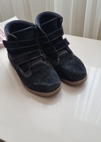 Erkek Çocuk Siyah Süet Tokalı Bot