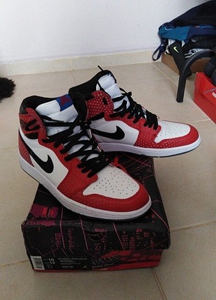 AİR JORDAN 1 SPİDER MAN ORİGİN STORY