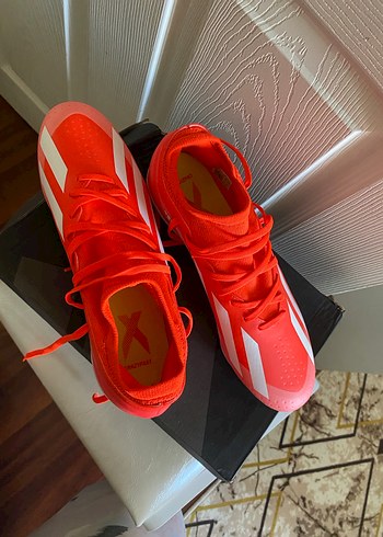 43 Beden kırmızı Renk Kırmızı Erkek Futbol Ayakkabısı Velcro adidas