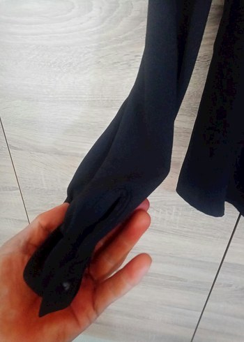 44 Beden Uzun Kollu Siyah Puantiyeli Ofis Kombini