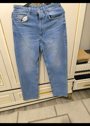 Bershka Acik Mavi Denim Jean