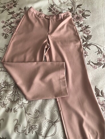 Pembe kadın pantolon