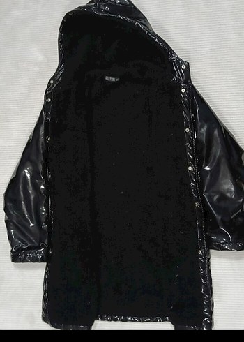 Parlak Siyah kadın yağmurluk - Görsel 2