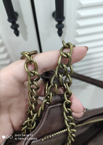 Kahverengi Deri Kadın Çanta Tokalı - Görsel 3