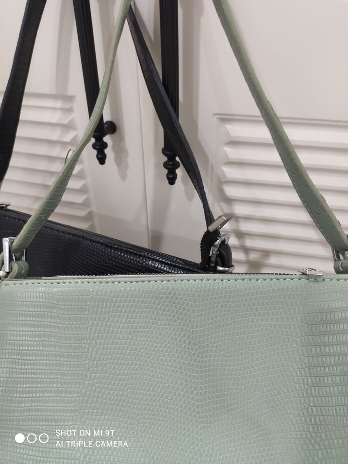 Siyah Yılan Desenli Deri Kadın Çanta - Görsel 5