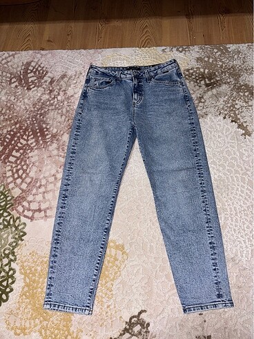 38 Beden mavi Renk Mavi mom jean 38 beden