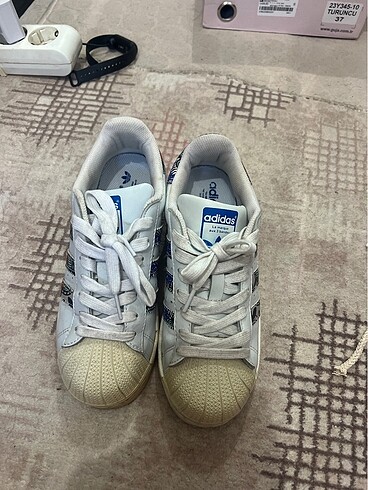 Orjinal adidas
