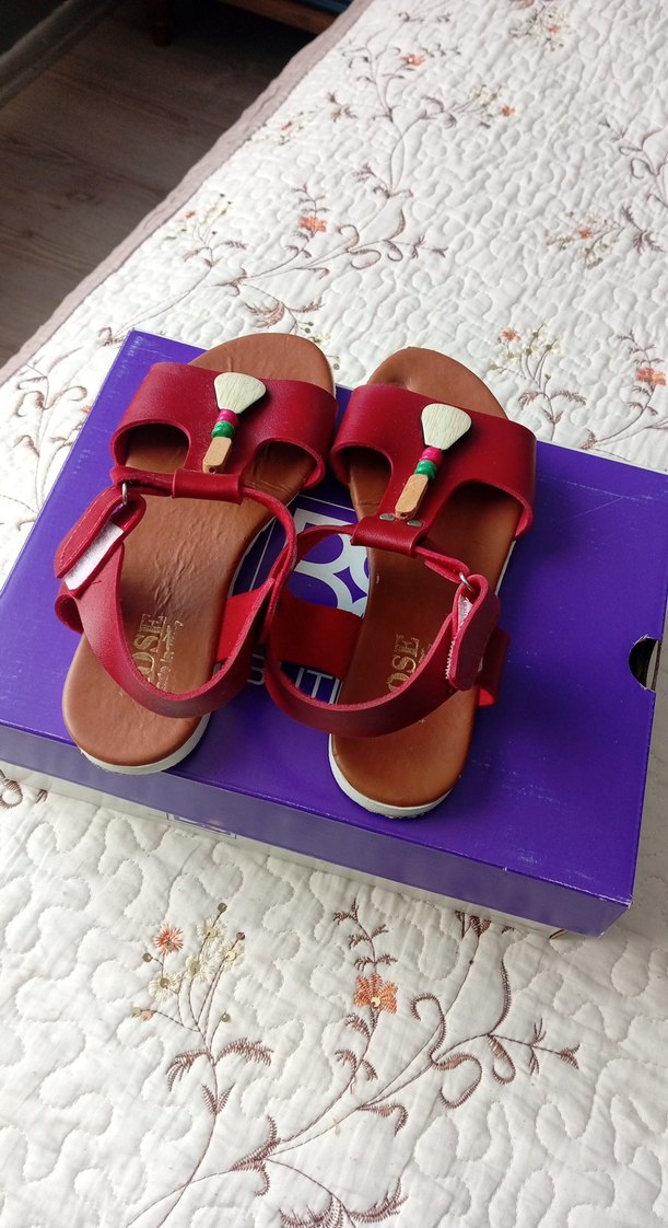 Tokalı Kırmızı Dolgu Topuklu Kadın Sandalet - Görsel 3
