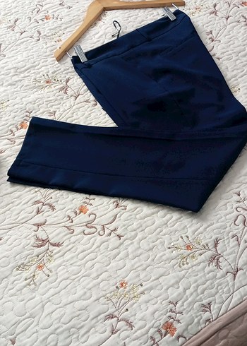 Kadın Lacivert Midi Kumaş Pantolon - Görsel 3