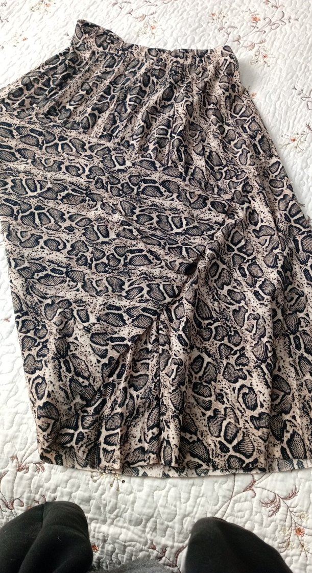 Yılan Desenli Pilili Uzun Kadın Etek - Görsel 3