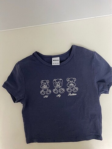 BERSHKA crop m beden olduğuna bakmayın kısa ve küçüktür s beden 