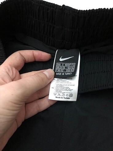 m Beden Nike şort tayt