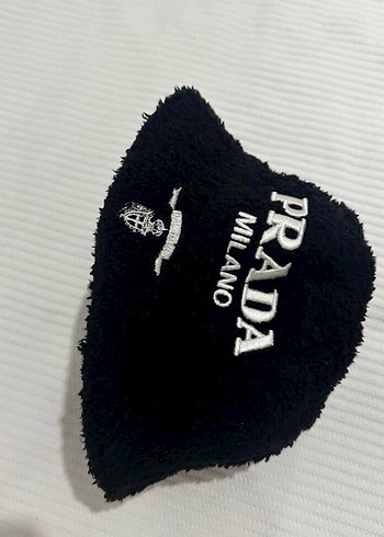 Prada şapka - Görsel 2