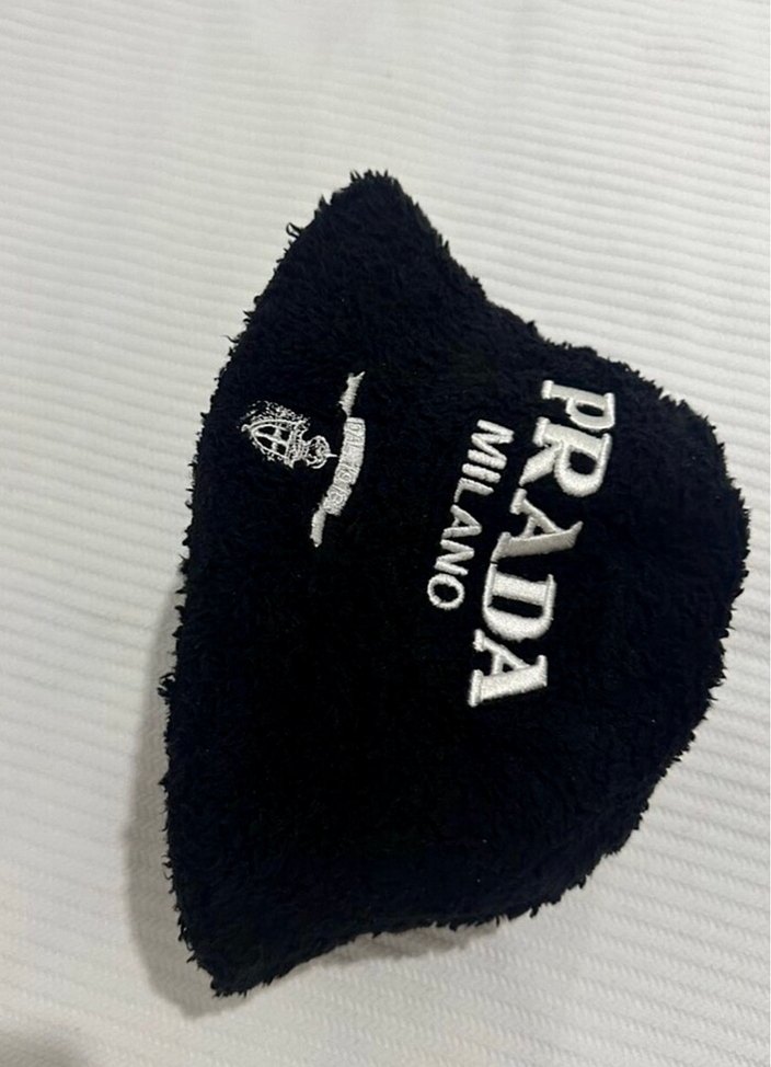 Prada şapka - Görsel 2