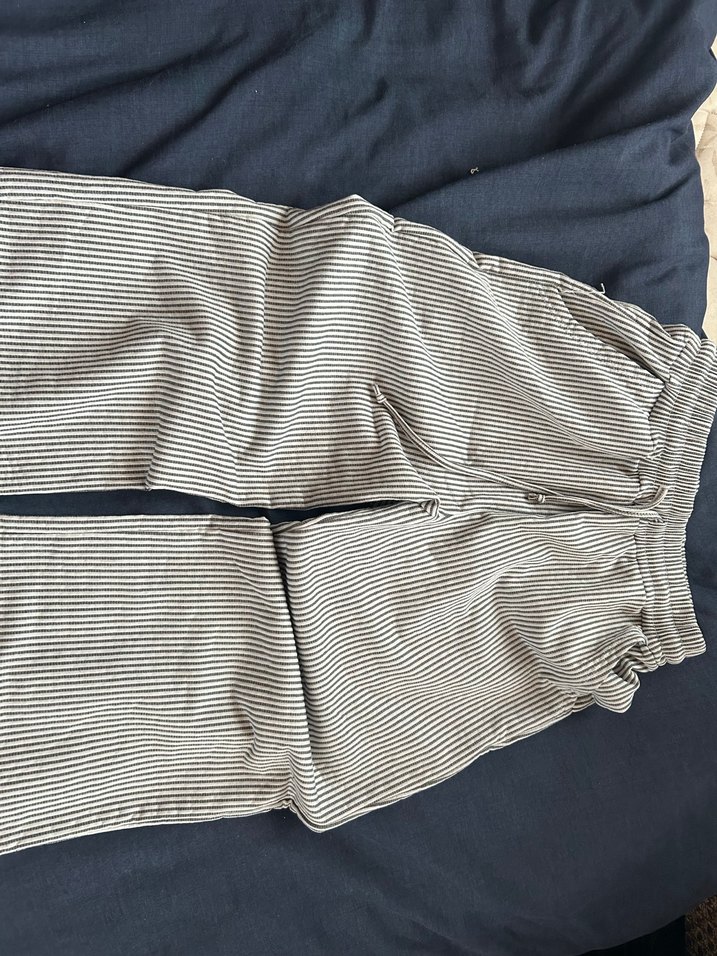 Gri Çizgili Keten Pilili Rahat Kesim Kadın Pantolon - Görsel 2