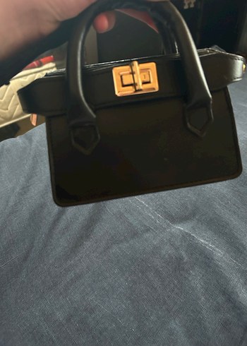 Siyah DeriÇanta - Görsel 2