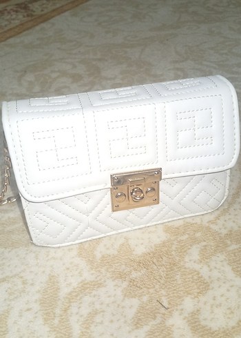 Beyaz Zincir Detaylı Deri Kadın Çanta - Görsel 2