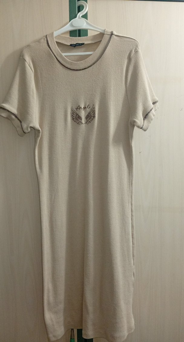 Kısa Kollu Beyaz Midi Triko Elbise - Görsel 3