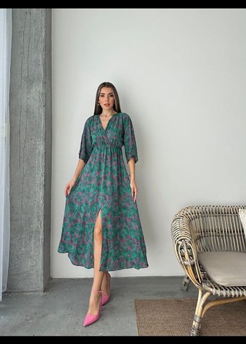 V Yaka Uzun Salaş Elbise - Görsel 3