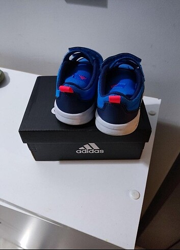 Orijinal adidas 23 numara