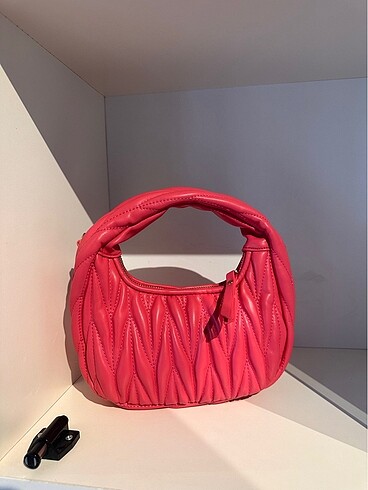 Pembe derimod