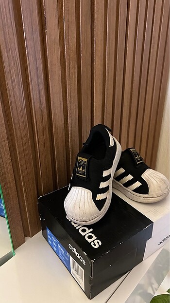 Adidas bebek ayakkabısı