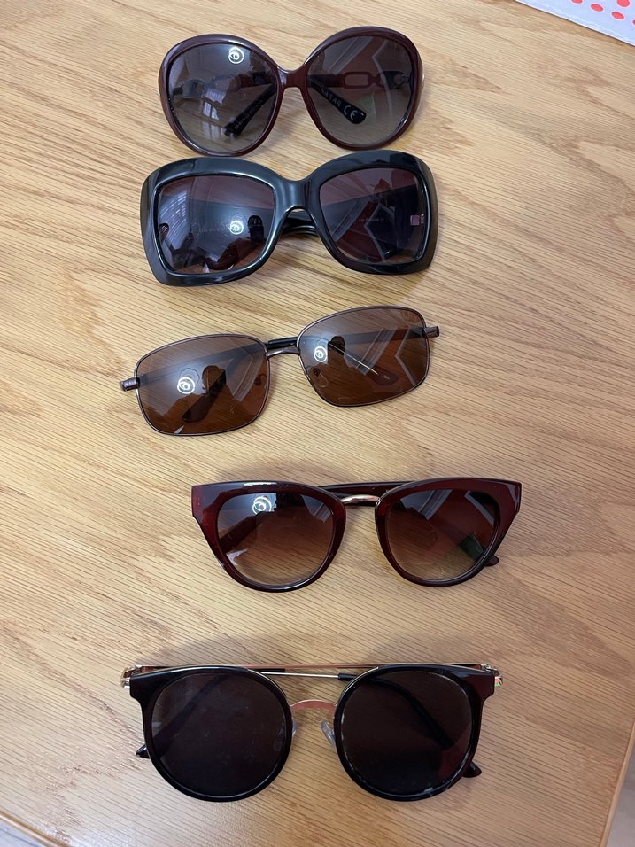 Kahverengi Minimalist Kadın Güneş Gözlüğü - Görsel 4