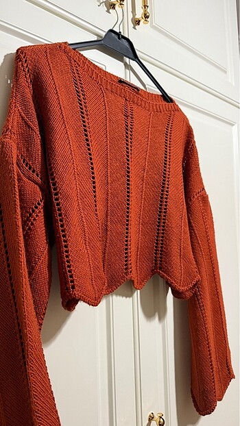 Trendyol & Milla Delikli crop kazak