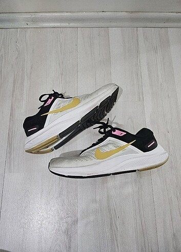 Nike NIKE AIR ZOOM Kadın a NIKE AIR ZOOM