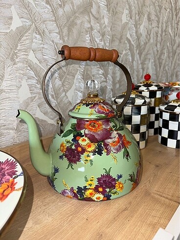 Mackenzie Çaydanlık 3 Quart Tea Kettle