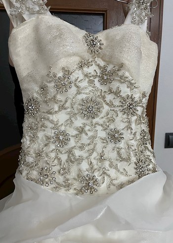 Beyaz Straplez Prenses Gelinlik - Görsel 4